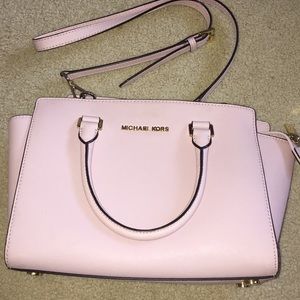 Baby pink Michael kors tote